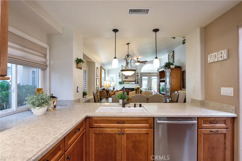 40073 Villa Venecia, Temecula, California 92591 home-pic-16