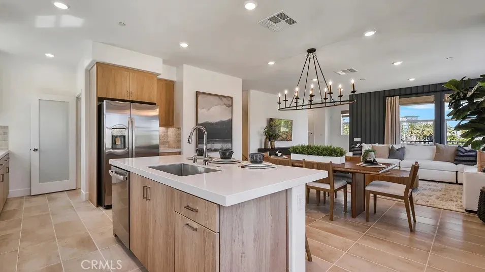 1750 E Park Street 18, Anaheim, California 92805 home-pic-2