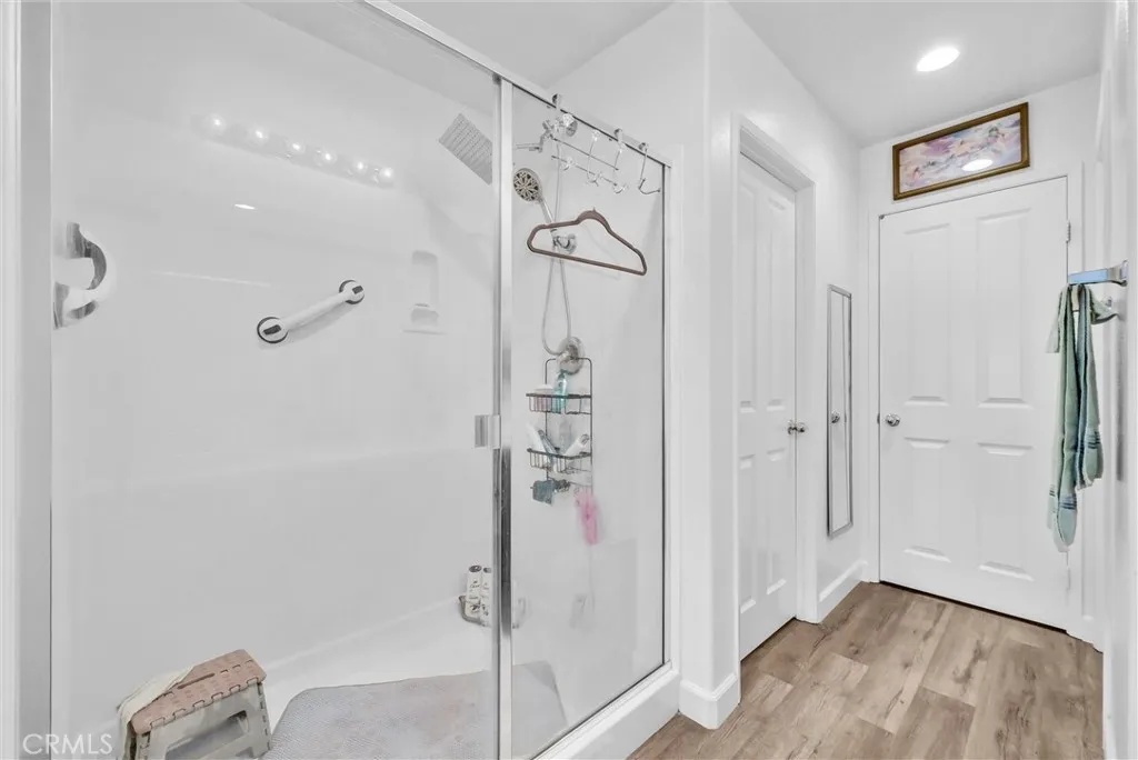 29427 Linden, Lake Elsinore, California 92530 home-pic-18