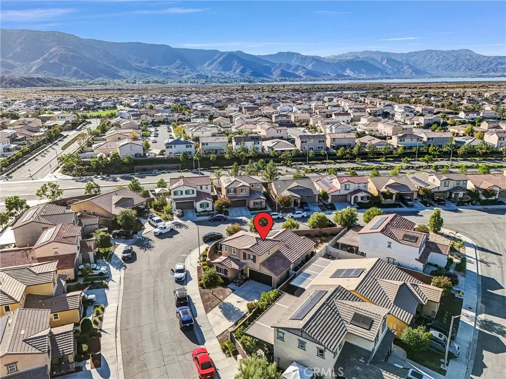 29427 Linden, Lake Elsinore, California 92530 home-pic-35