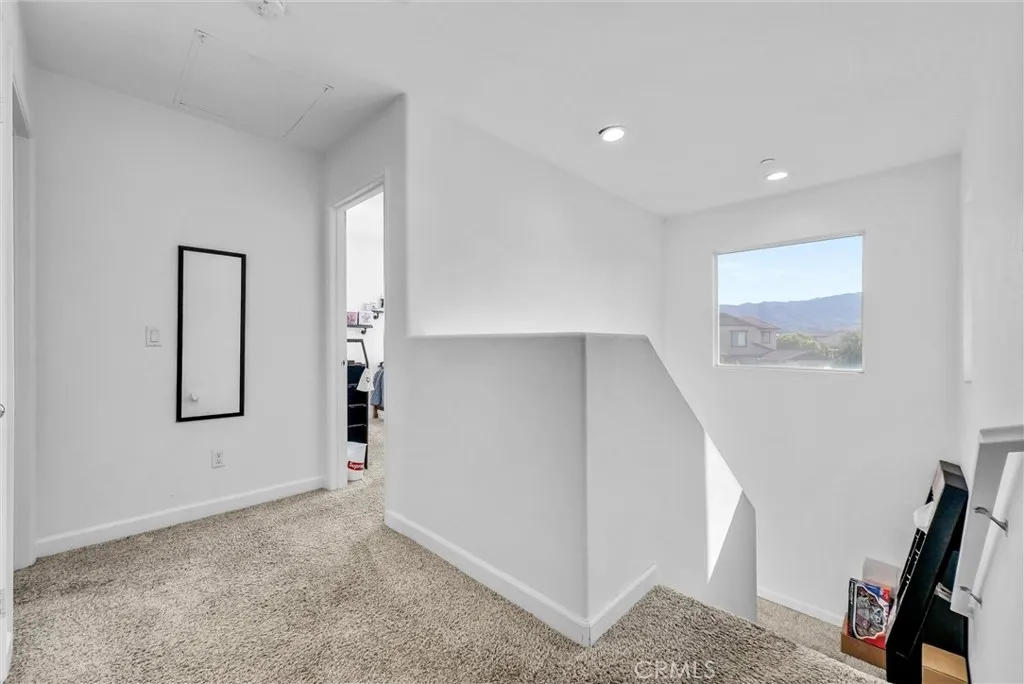 29427 Linden, Lake Elsinore, California 92530 home-pic-24