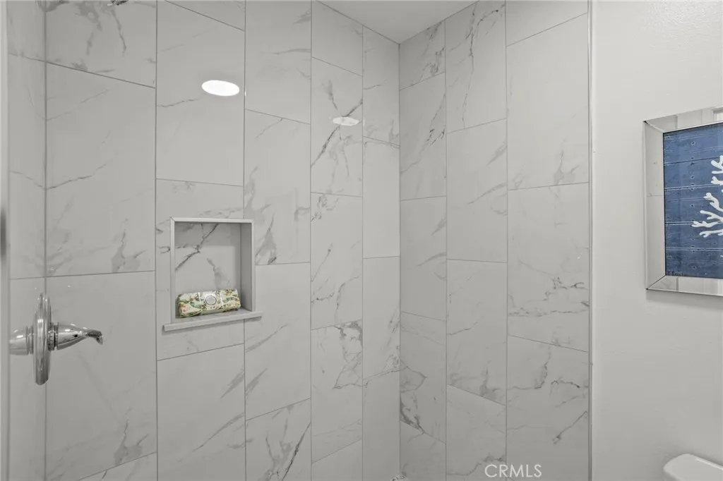 412 E Newmark Avenue D, Monterey Park, California 91755 home-pic-19