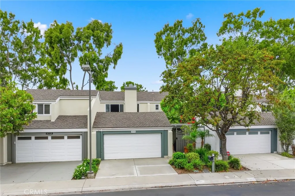 19701 Seacliff Lane, Huntington Beach, California 92648 home-pic-27