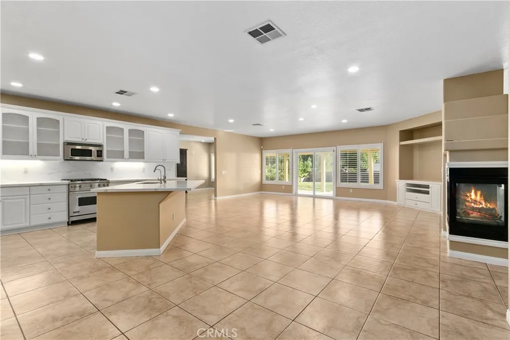 1496 Bryan, Banning, California 92220 home-pic-11