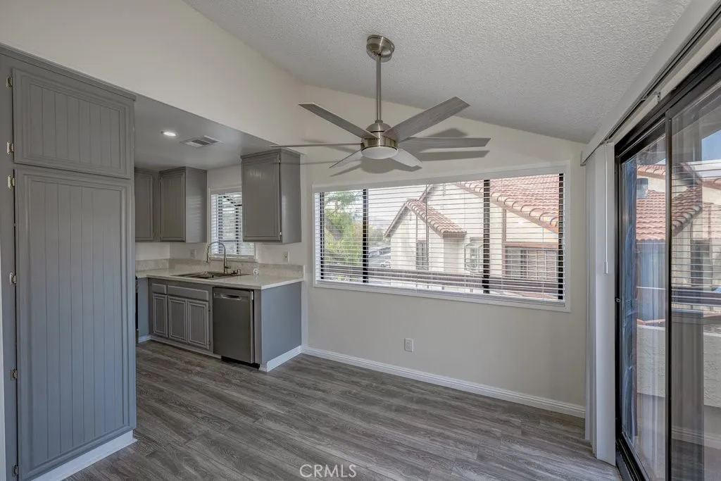 18033 Sundowner Way 630, Canyon Country, California 91387 home-pic-3