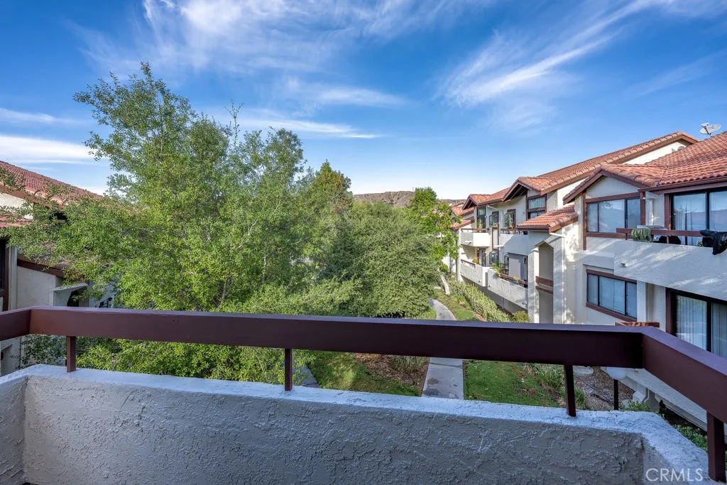 18033 Sundowner Way 630, Canyon Country, California 91387 home-pic-8