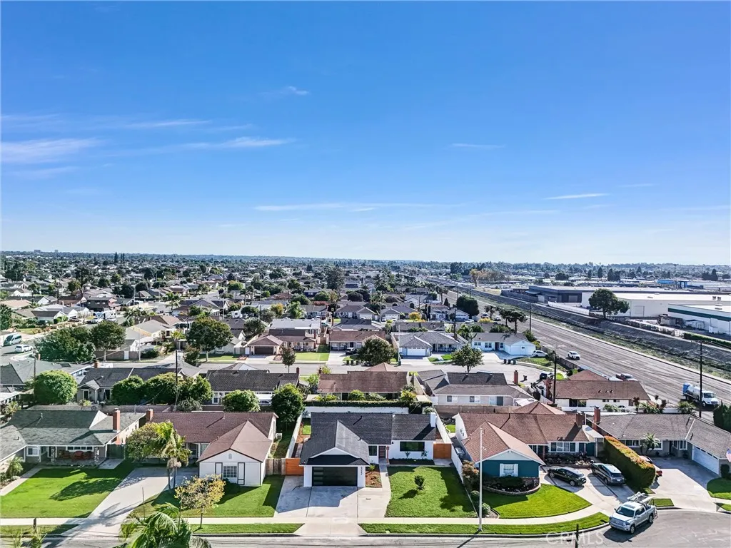 6032 Vane Circle, Huntington Beach, California 92647 home-pic-50