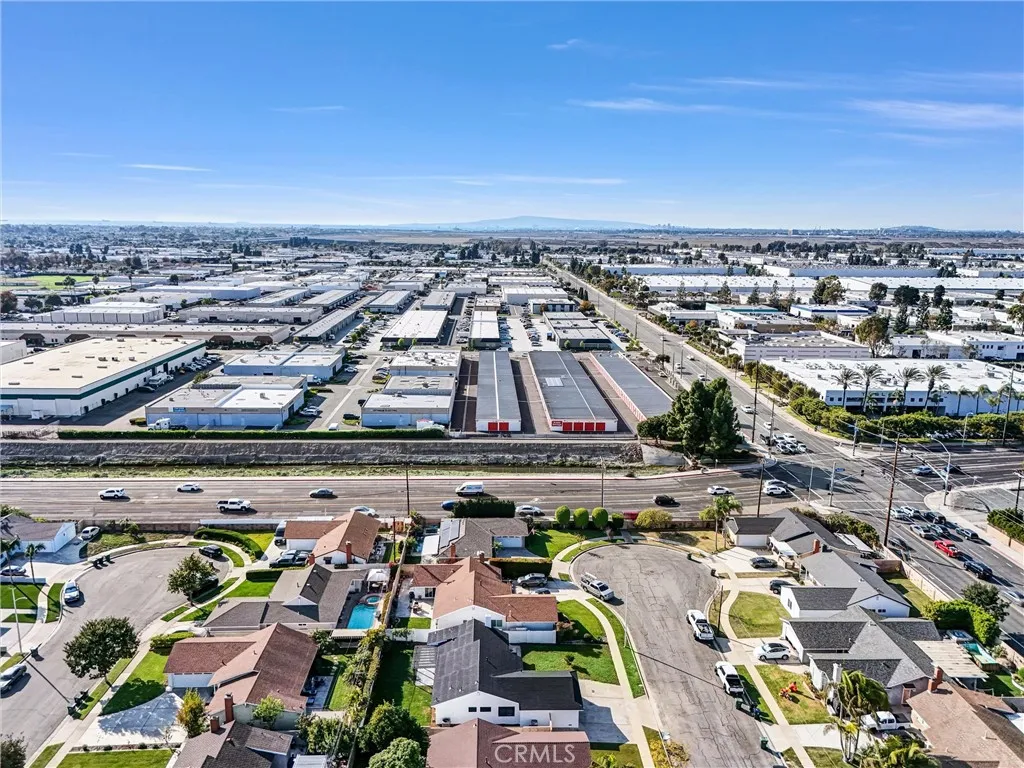 6032 Vane Circle, Huntington Beach, California 92647 home-pic-48