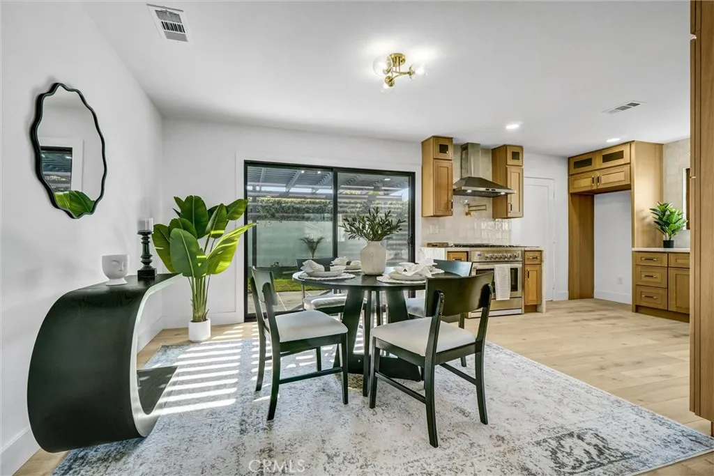 6032 Vane Circle, Huntington Beach, California 92647 home-pic-14
