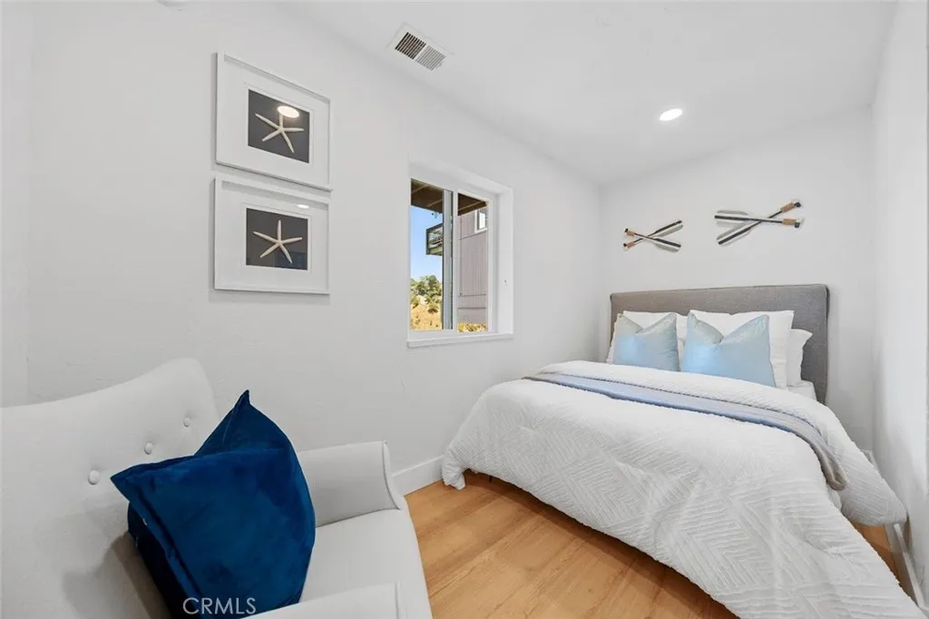 2838 Lambert, Los Angeles, California 90068 home-pic-23