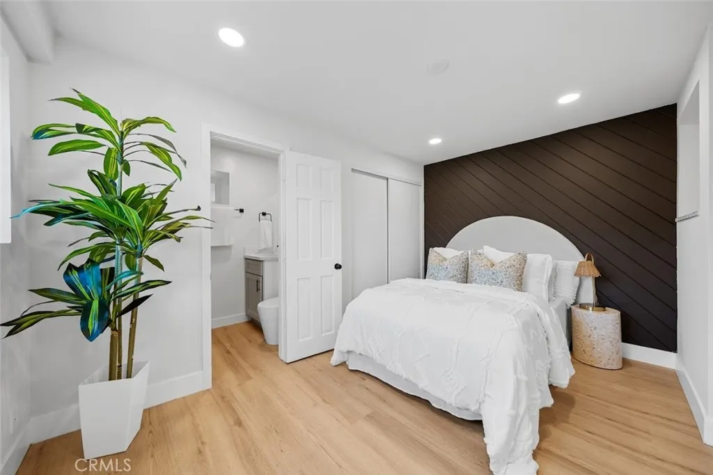 2838 Lambert, Los Angeles, California 90068 home-pic-26
