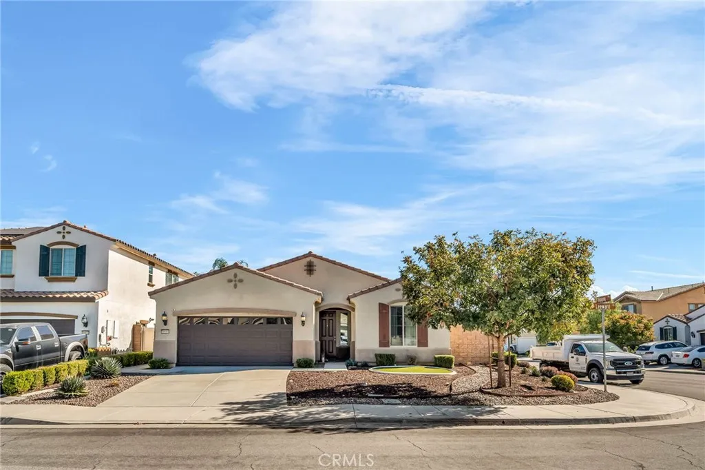 30084 Leeward Court, Menifee, California 92584 home-pic-2