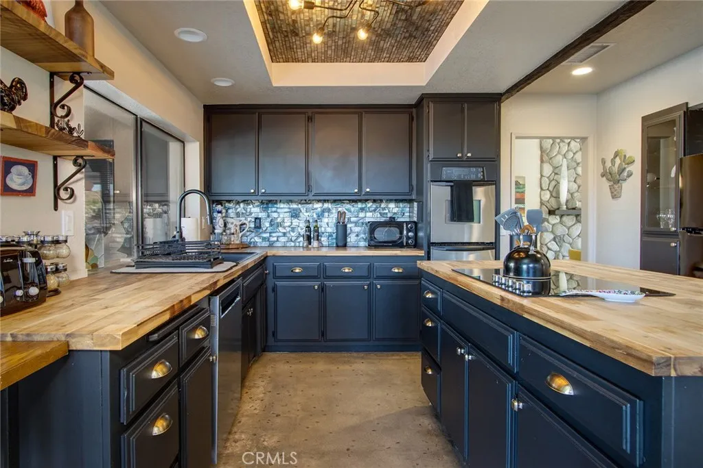 58648 San Marino, Yucca Valley, California 92284 home-pic-14