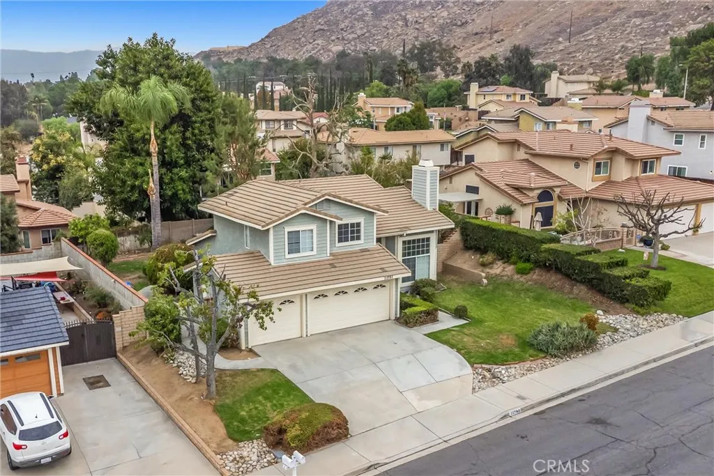 22780 Robin Way, Grand Terrace, California 92313 home-pic-33