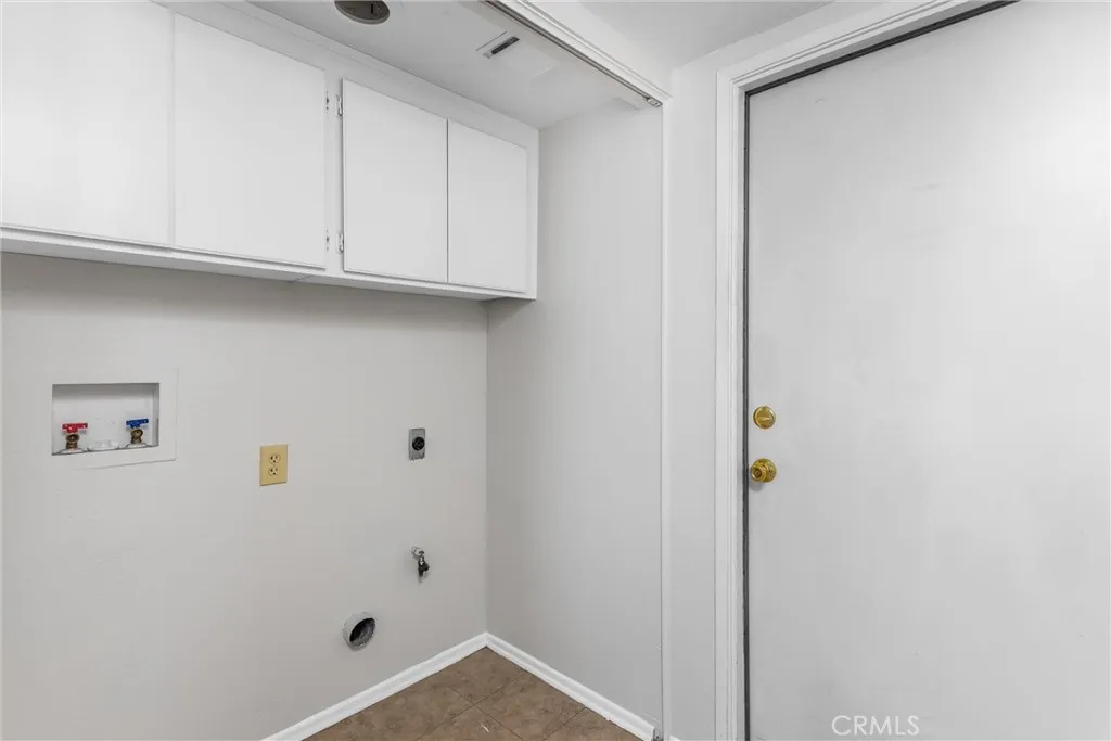 22780 Robin Way, Grand Terrace, California 92313 home-pic-15