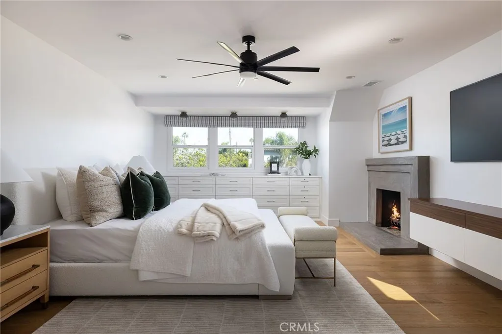 1230 Crystal Cove Way, Seal Beach, California 90740 home-pic-14