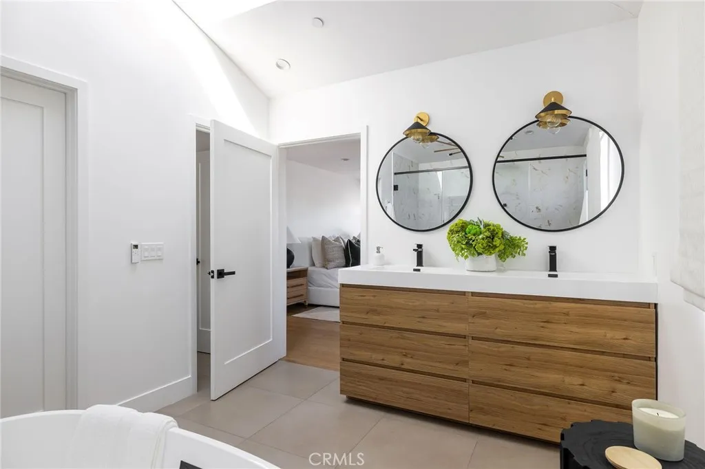 1230 Crystal Cove Way, Seal Beach, California 90740 home-pic-24