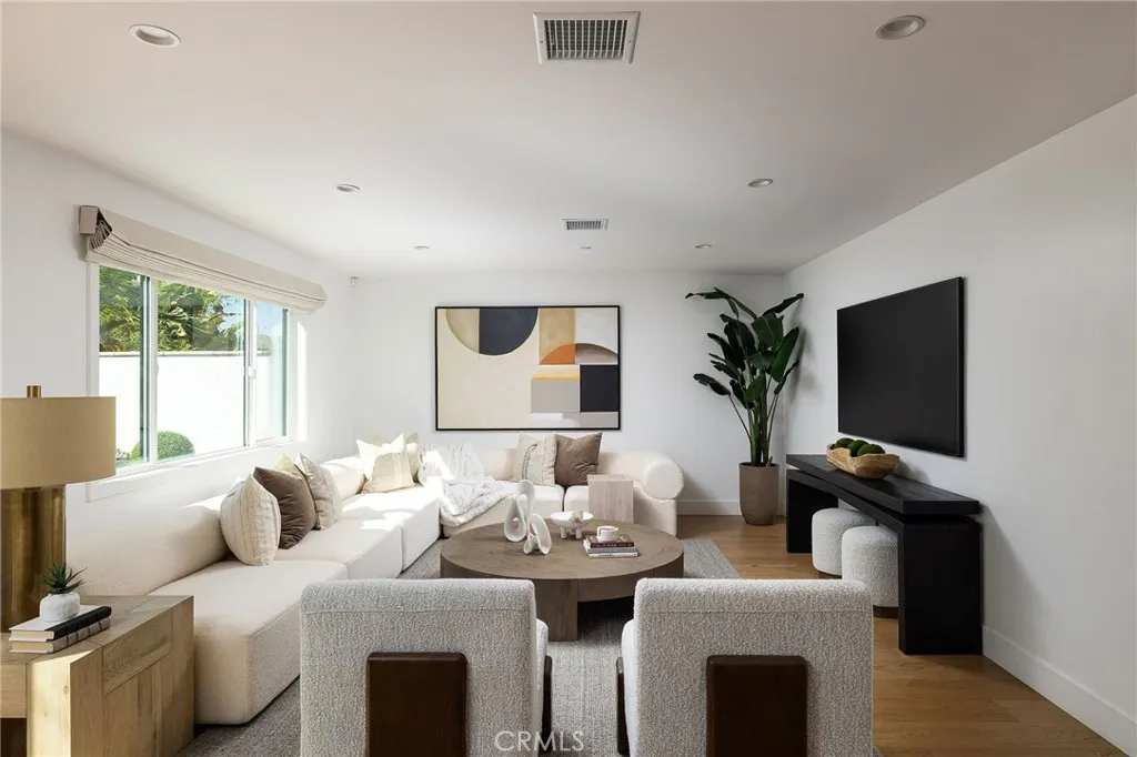 1230 Crystal Cove Way, Seal Beach, California 90740 home-pic-5