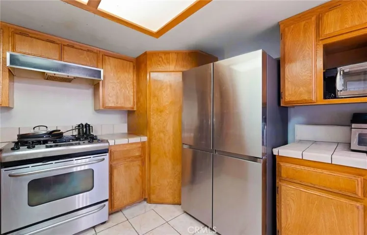 7371 Lyons, Hesperia, California 92345