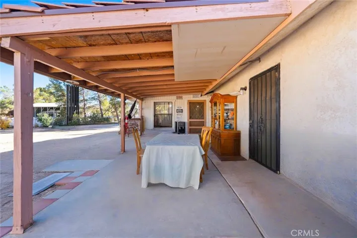 7371 Lyons, Hesperia, California 92345
