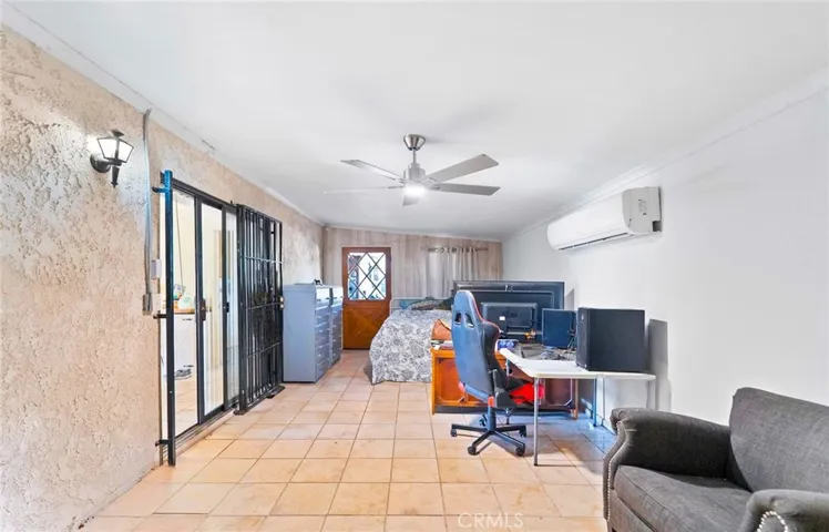 7371 Lyons, Hesperia, California 92345