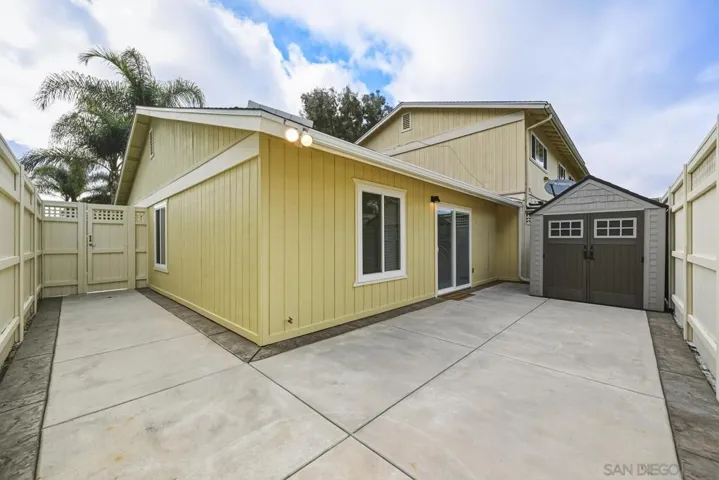 , Encinitas, California 92024