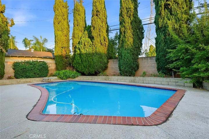 1752 Grasscreek, San Dimas, California 91773