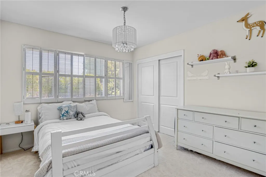 20300 Delita Drive, Woodland Hills, California 91364 home-pic-13