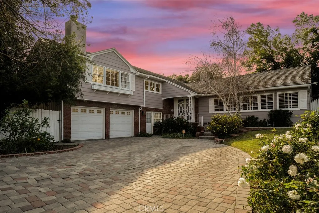 20300 Delita Drive, Woodland Hills, California 91364 home-pic-24
