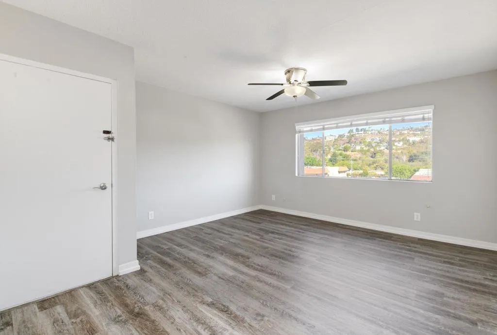 6775 Alvarado Rd 21, San Diego, California 92120 home-pic-8