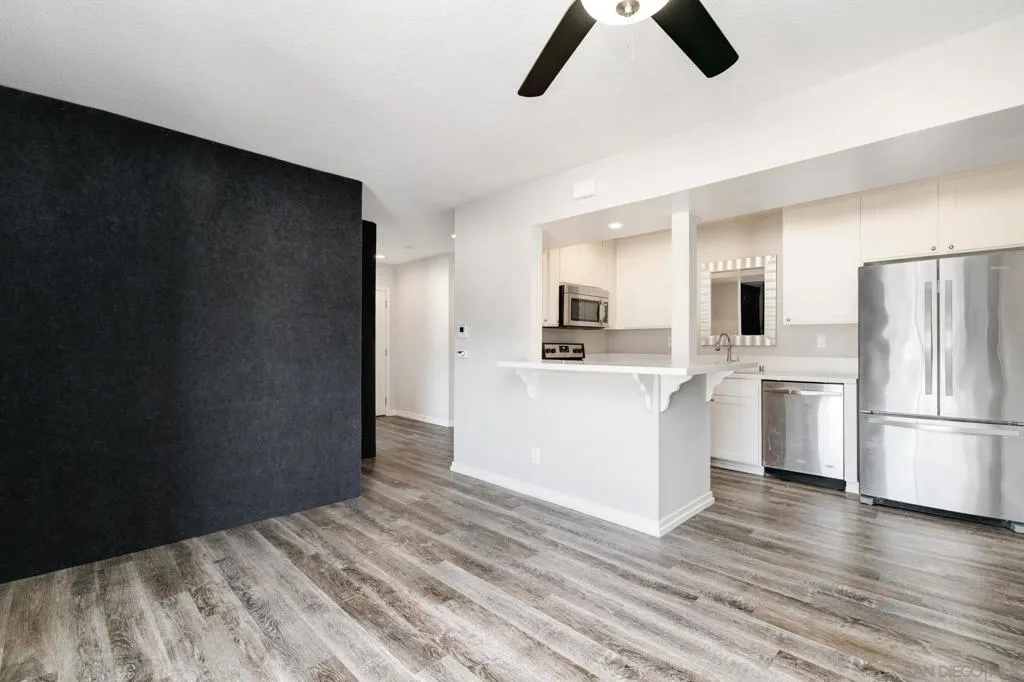 6775 Alvarado Rd 21, San Diego, California 92120 home-pic-3