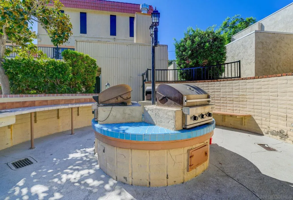 6775 Alvarado Rd 21, San Diego, California 92120 home-pic-24