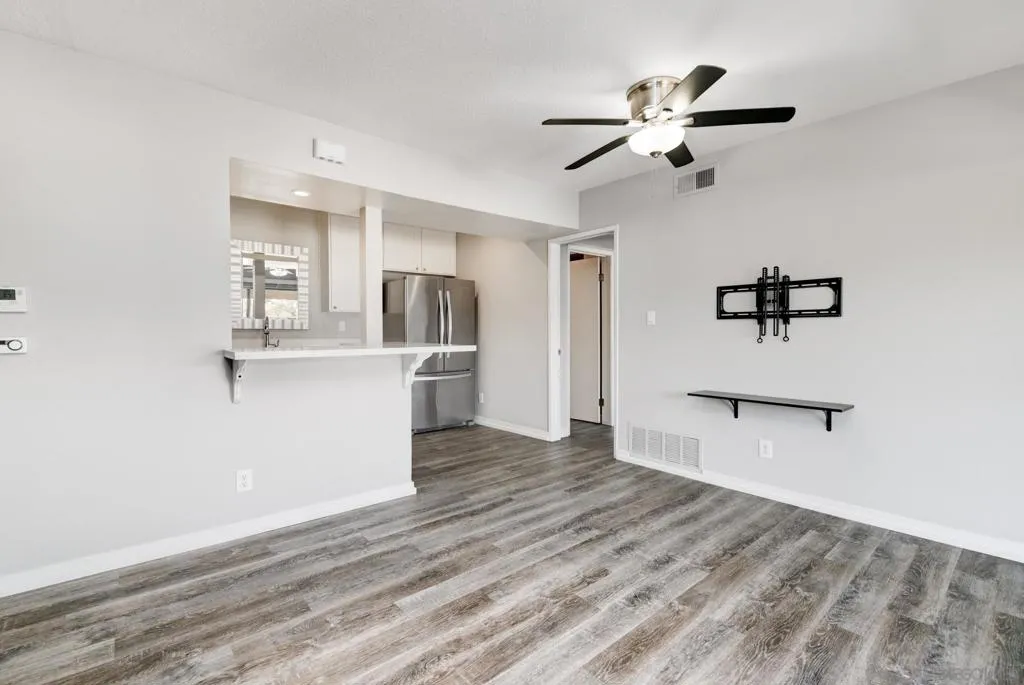 6775 Alvarado Rd 21, San Diego, California 92120 home-pic-5