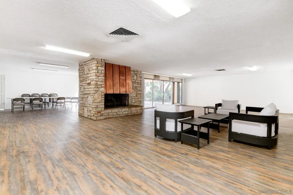 6775 Alvarado Rd 21, San Diego, California 92120 home-pic-26