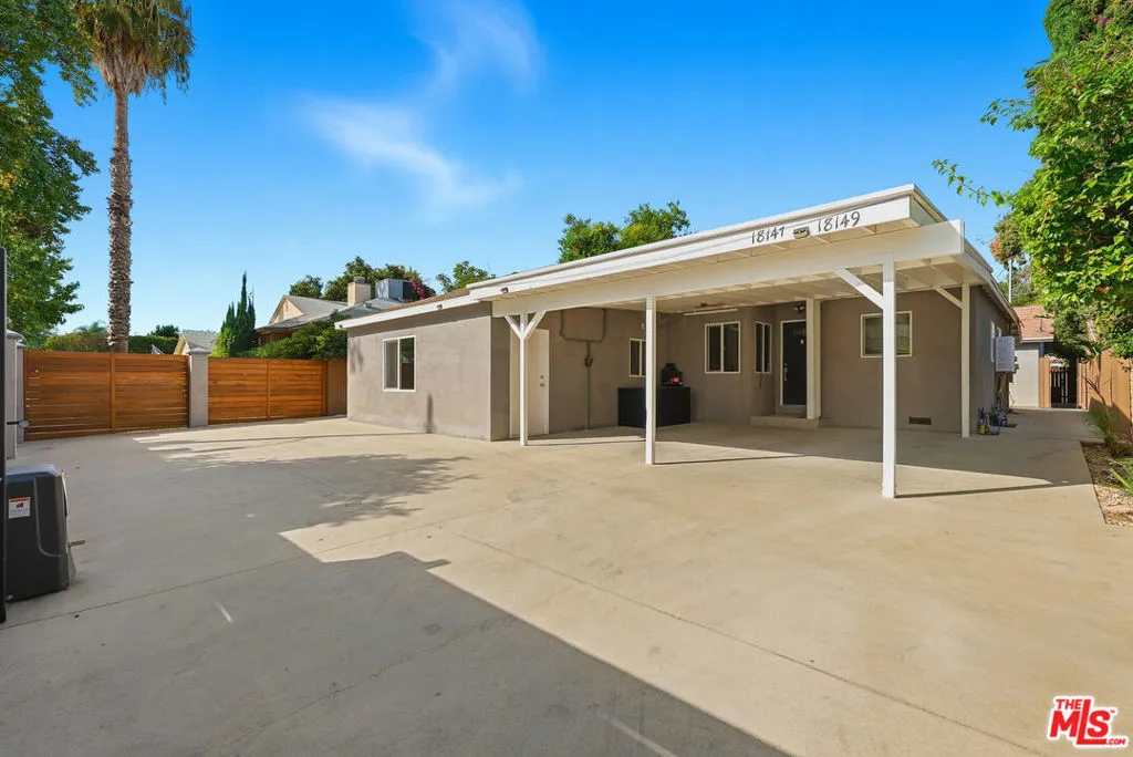 18149 Welby Way, Reseda, California 91335 home-pic-51