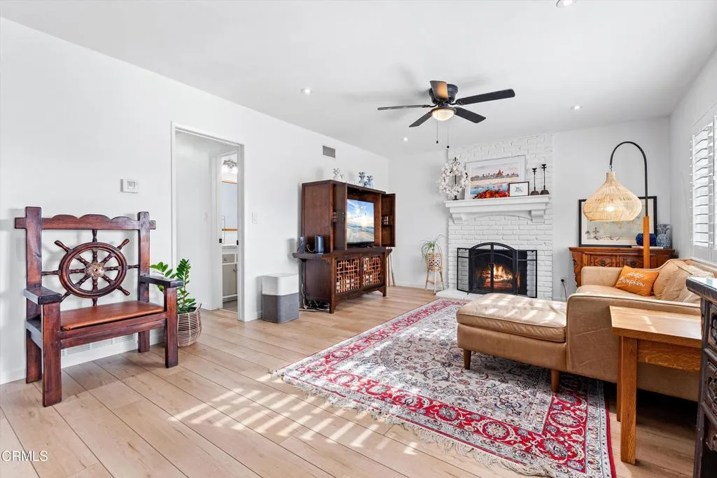 14891 Fairvilla Drive, La Mirada, California 90638 home-pic-4