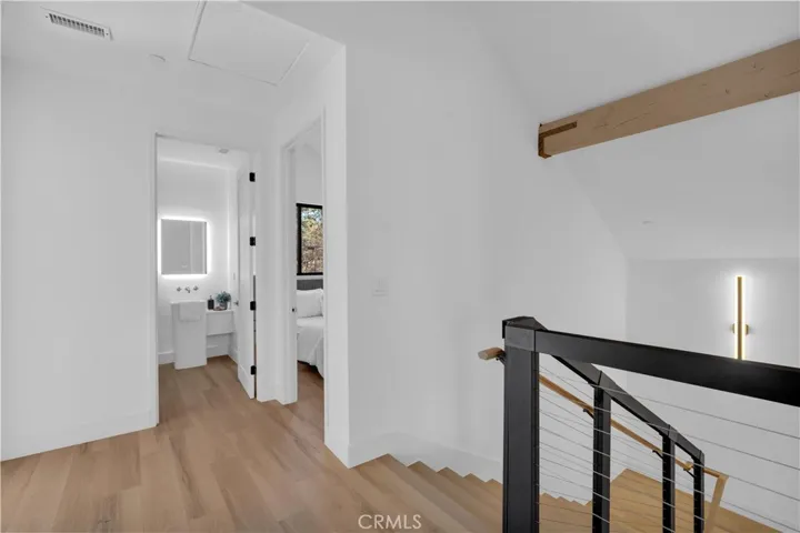 216 Leonard Lane, Big Bear, California 92386