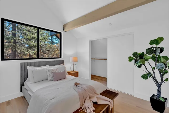 216 Leonard Lane, Big Bear, California 92386
