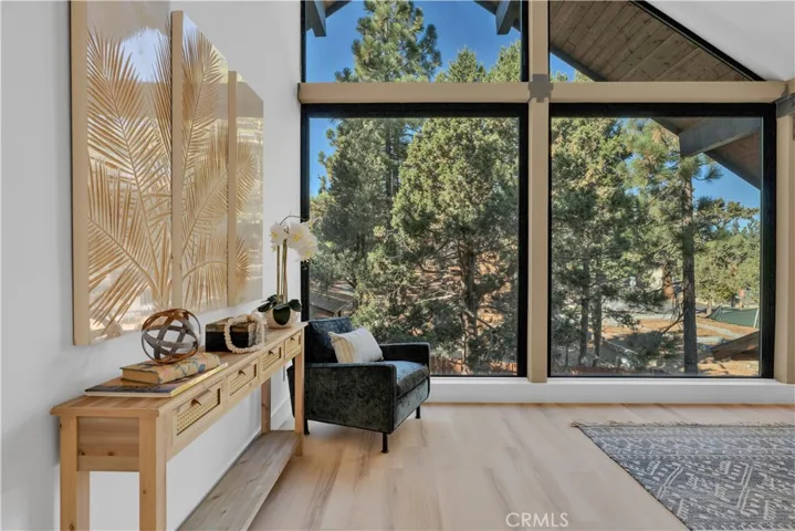 216 Leonard Lane, Big Bear, California 92386