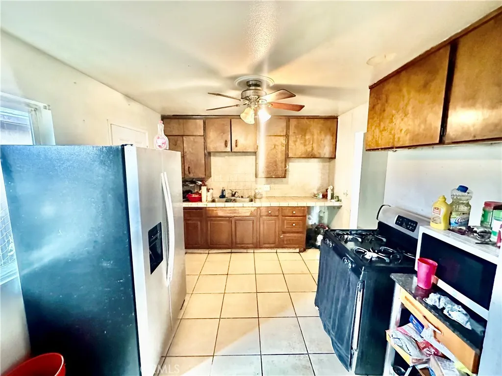 304 N Channing, Fresno, California 93706 home-pic-7