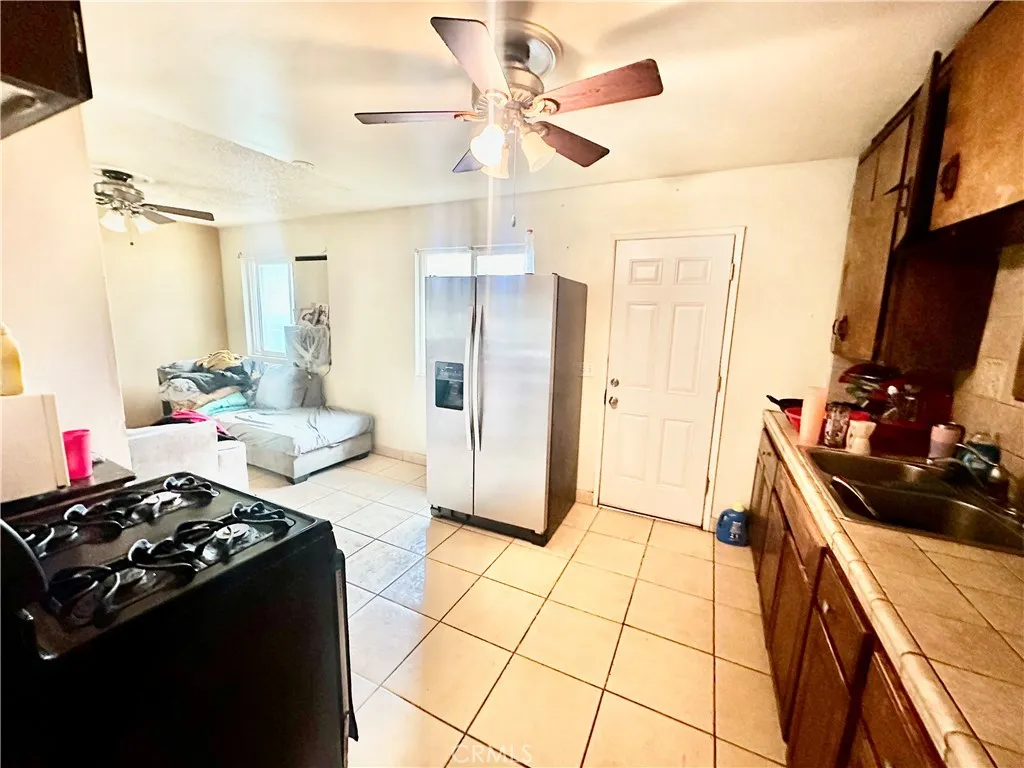 304 N Channing, Fresno, California 93706 home-pic-6