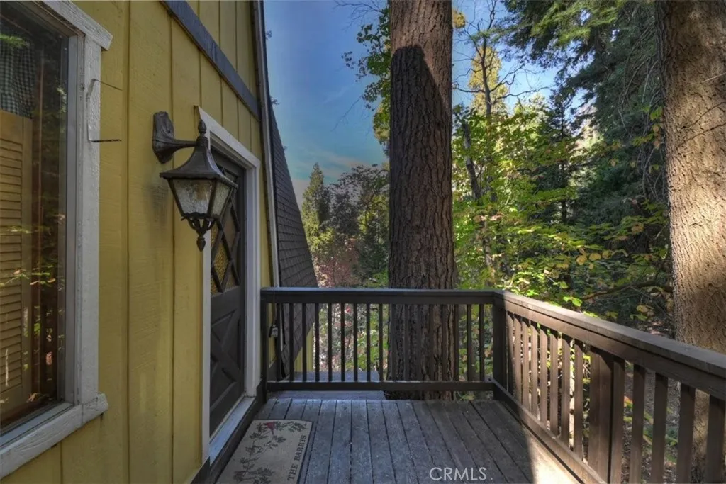 804 Oakmont, Lake Arrowhead, California 92352 home-pic-3