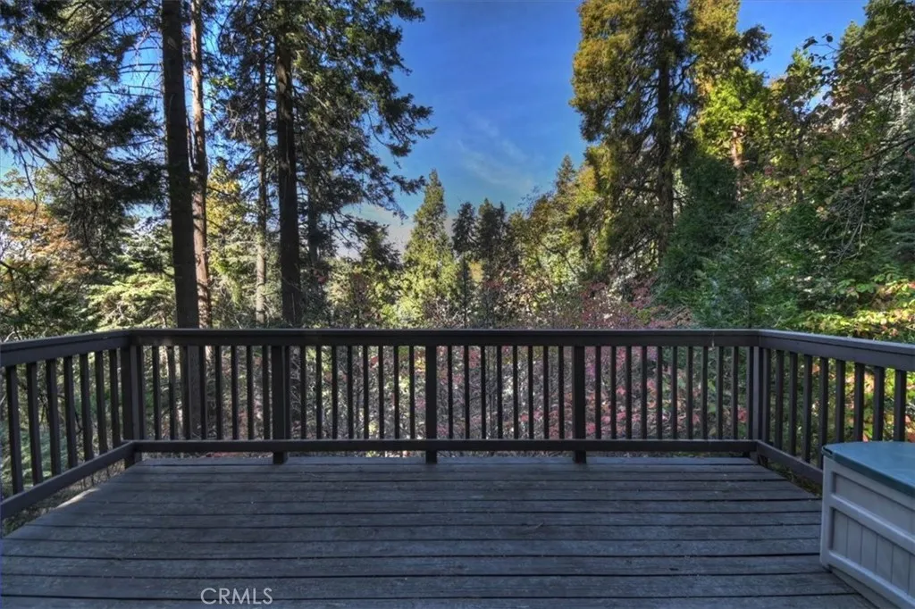 804 Oakmont, Lake Arrowhead, California 92352 home-pic-1