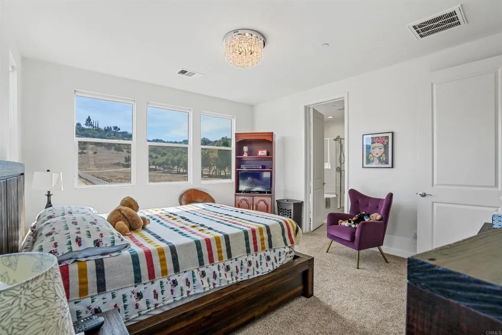 27608 Konyn Court, Valley Center, California 92082 home-pic-18