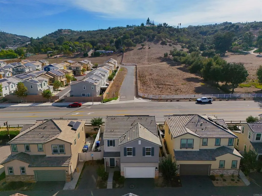 27608 Konyn Court, Valley Center, California 92082 home-pic-25