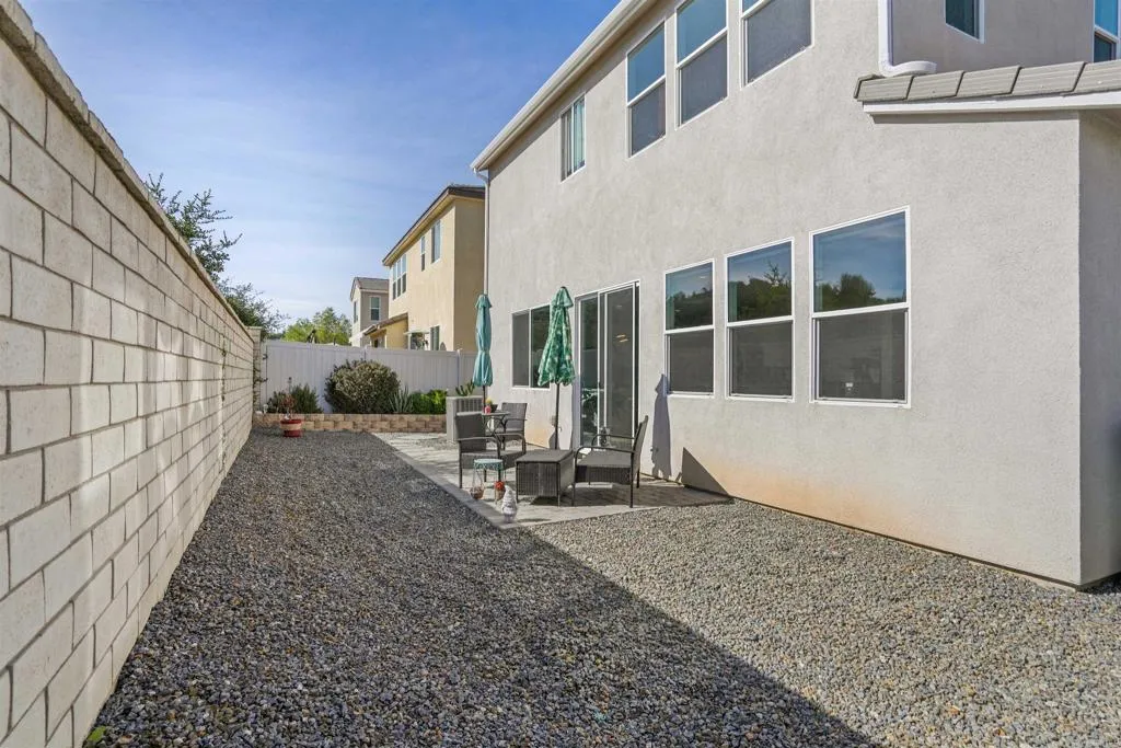 27608 Konyn Court, Valley Center, California 92082 home-pic-10