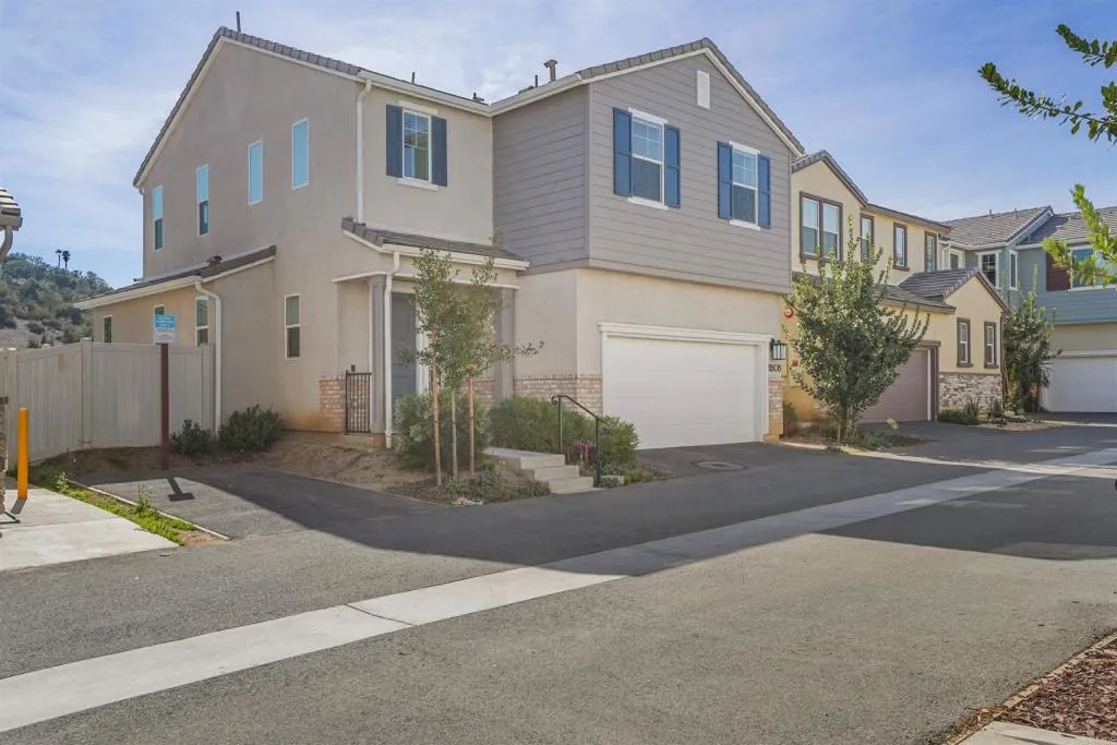27608 Konyn Court, Valley Center, California 92082 home-pic-24