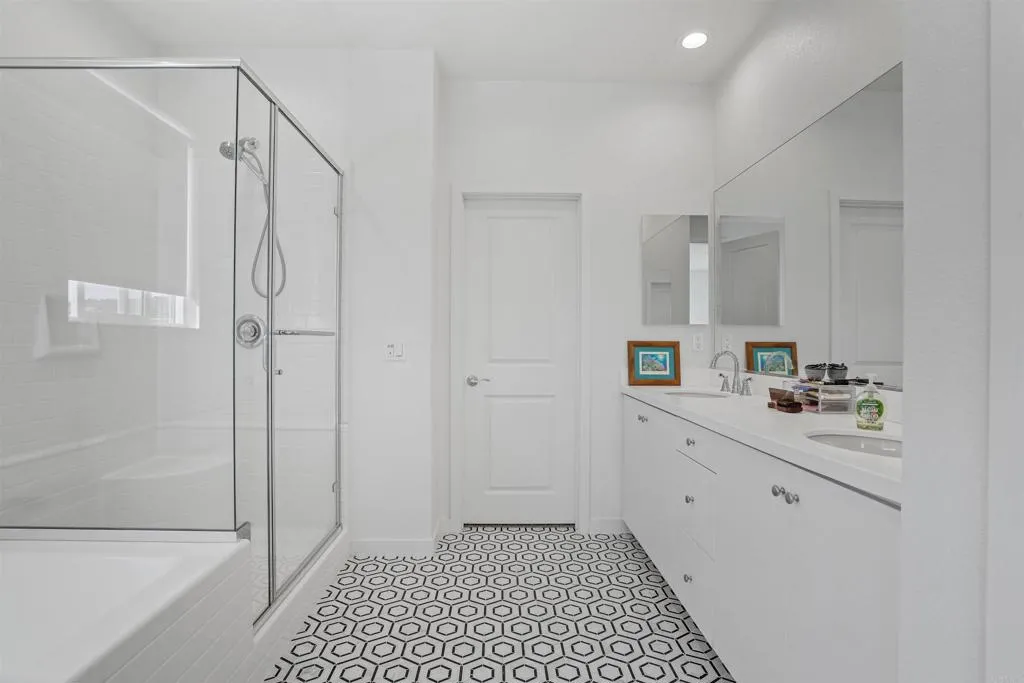 27608 Konyn Court, Valley Center, California 92082 home-pic-19