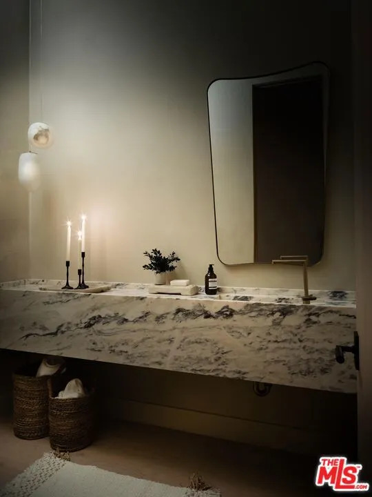 23346 Collins Street, Woodland Hills, California 91367 home-pic-19