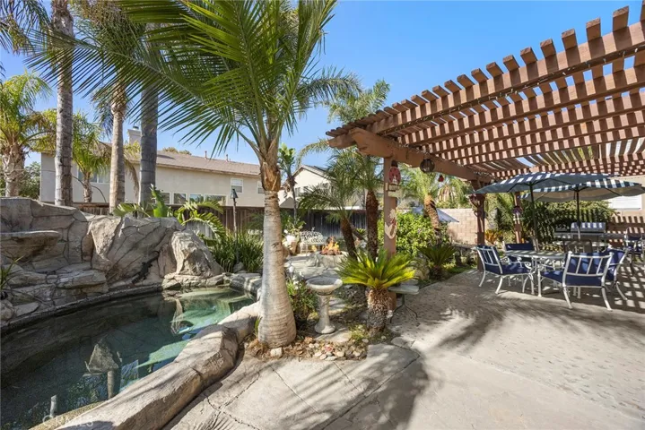 6947 Cottonwood, Eastvale, California 92880